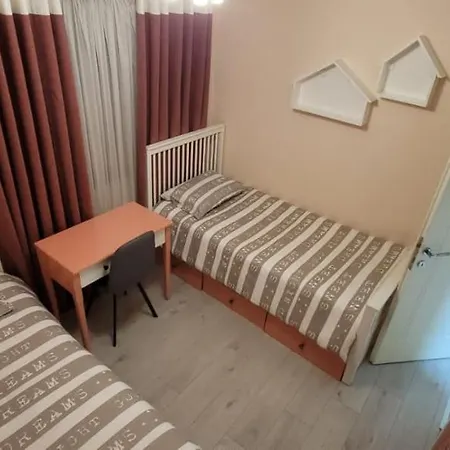 New Bazar Luxury تيرانا